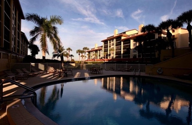 Gorgeous 2BR Siesta Key Gulf Front Beach Condo.
