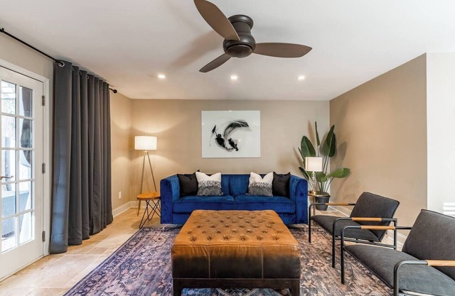 Gorgeous 3 Bed Ward Pkwy Home 25