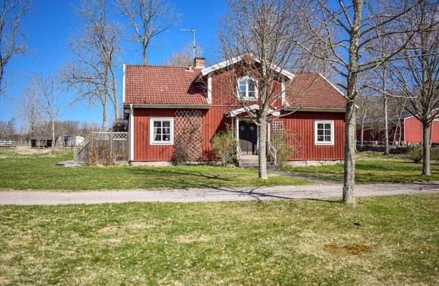 Gorgeous Home In Åryd With Kitchen