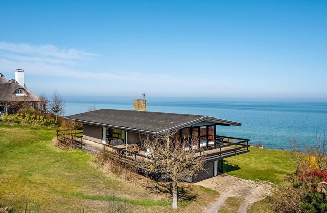 Gorgeous home in Asnæs with WiFi