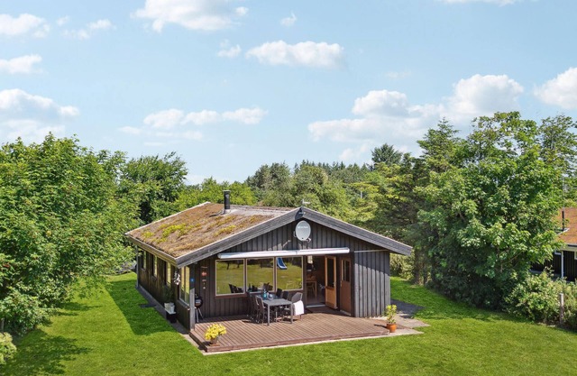 Gorgeous home in Blokhus with WiFi