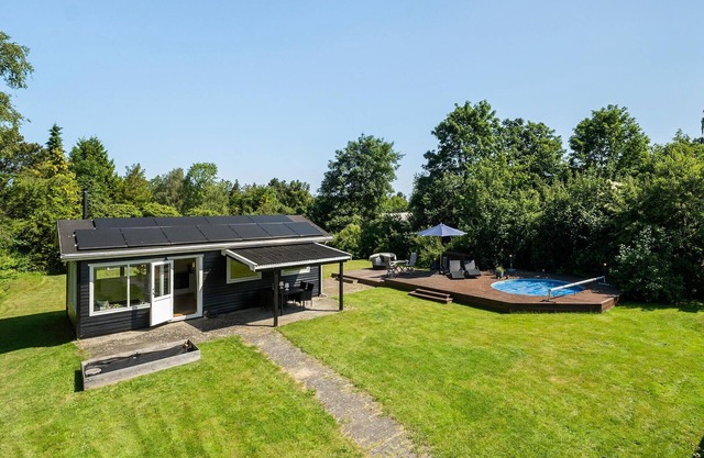 Gorgeous home in Eskebjerg with private swimming pool, can be inside or outside