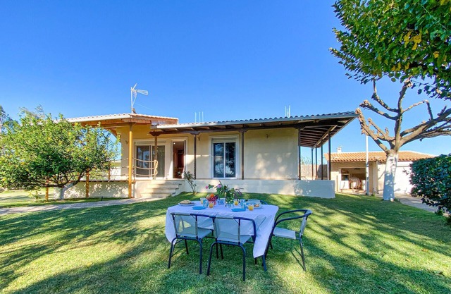 Gorgeous home in Lakkopetra with WiFi