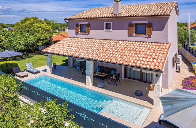 Gorgeous home in Pula