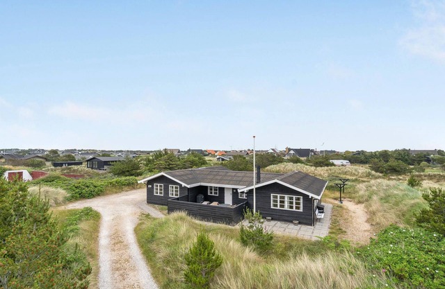 Gorgeous home in Skagen with WiFi