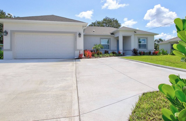 Gorgeous Newly Built Centrally Located Home