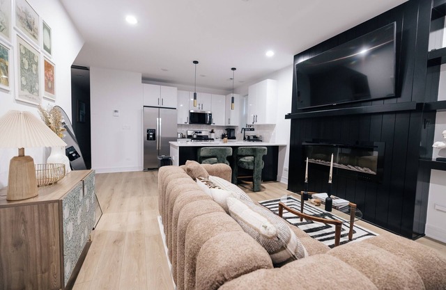 Gorgeous Parisian Retreat on University of Chicago Campus