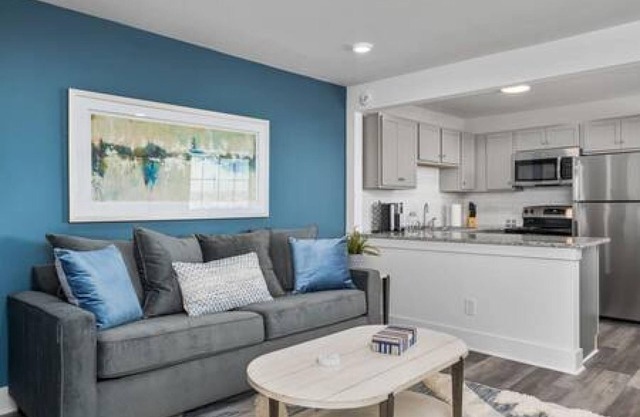 Gorgeous Views - Dog Friendly - Mins to Downtown