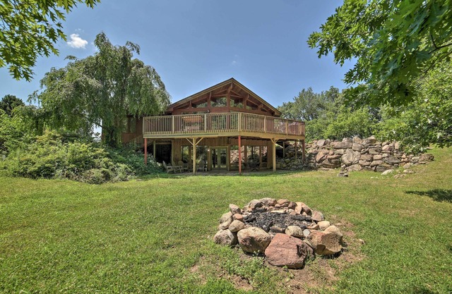 Grand Escape w/Deck, Game Room, Nature View!