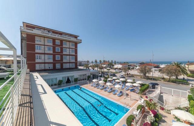 Grand Hotel & Riviera