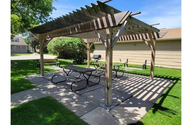 Grand Island Northside Condo 1B 1 Sofa bed W/D