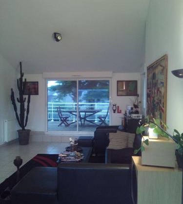 Grand T2 50m plage vue sur mer