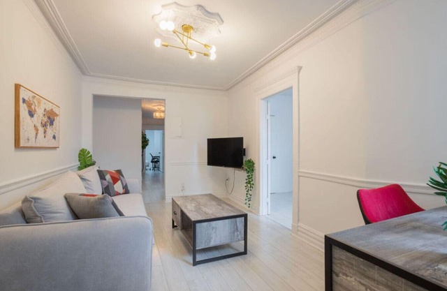 Grand Urban | 4BR Luxe Loft in Griffintown