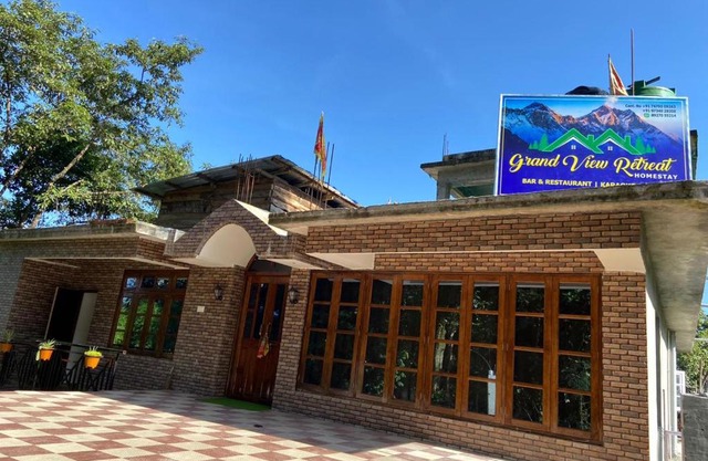 Grand View Retreat