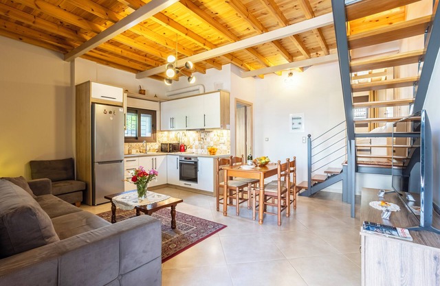 Grande Luxury Villa Kalamata - 2