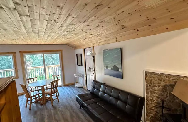 Granite Lake 3 Bedroom Cabin