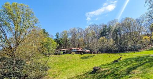 Grapevine Retreat
