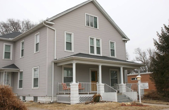 Grayhouse Inn - Room #1