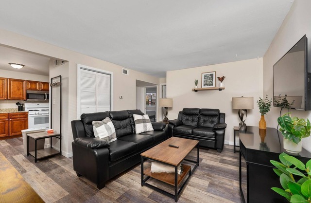 Great 2 bedroom Summa
