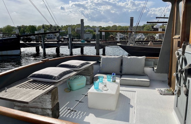 Great boat in mystic town