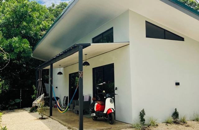 Great Location Cozy House - 15 min From Tamarindo