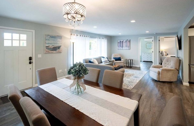 Great Location with Lake Michigan Access