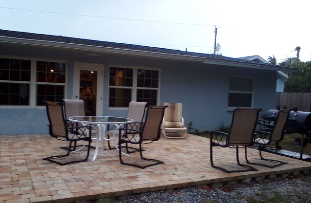 Great Nokomis Location, Minutes to The Beach, Winter Availability