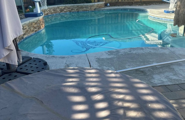 Great riverisland house only first floor bedroom and bathroom pool included