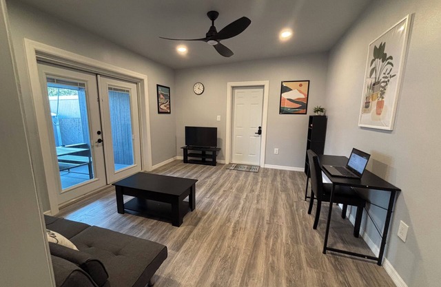 🏖️⭐️GREAT VALUE ⭐️near Legoland🏖️Clean and cozy waterfront apt