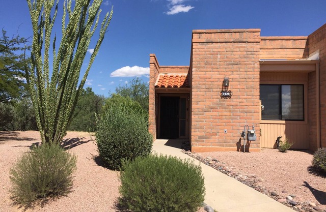 Green Valley Casita - Private and Quiet overlooking the Desert Hills Golf Course