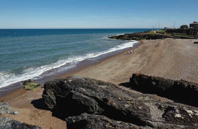 Greystones house, close to beach & DART for easy access to city centre