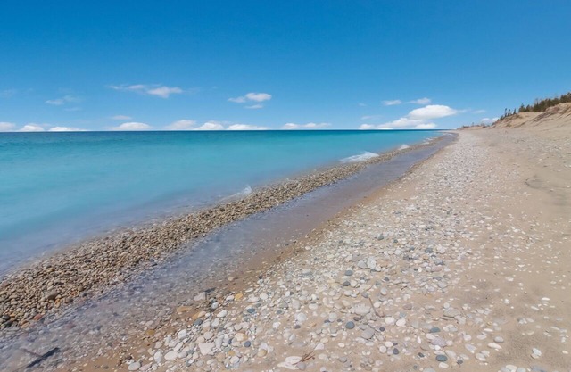 Griners Life Saving$ Station on Lake Michigan w/Private Beach, Pet-Friendly
