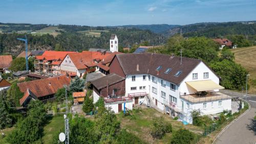Große Monteur- und Handwerkerwohnung für bis zu 14 Personen in Aichen bei Waldshut-Tiengen