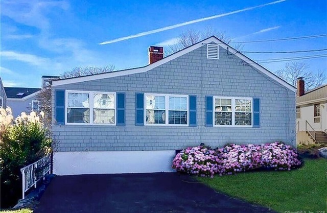 Groton Long Point Beach House in a great location!