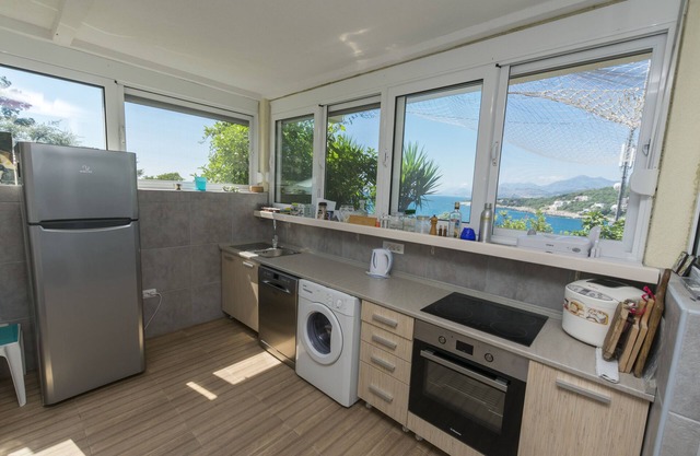 Ground floor Apartment in the first line
