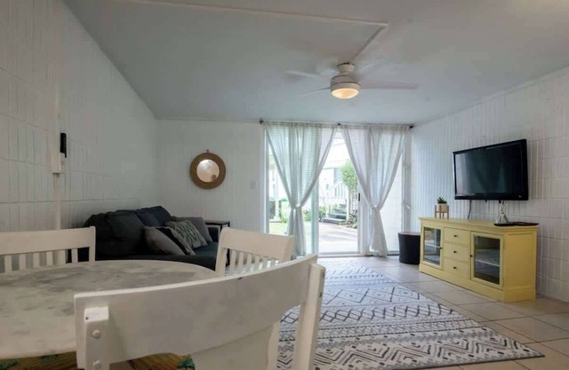 Ground Level Beachfront Studio