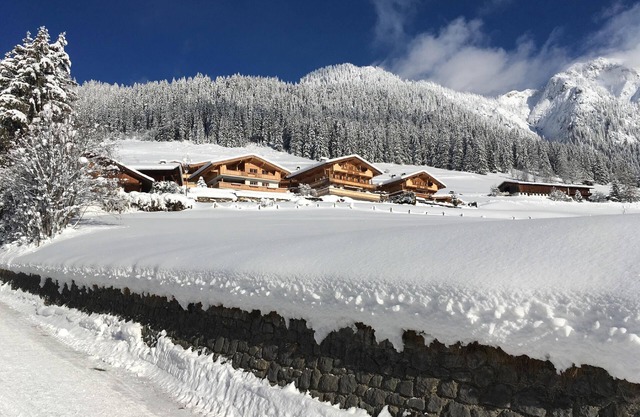 Group accommodation, only 3.5km from the ski lift