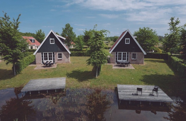 Group Stay in Eigen Wijze near Playing Field