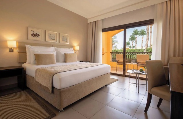 Group Stay l 3 Rooms, Full-service Spa, Pools and Near Marsa Alam Int'l Airport