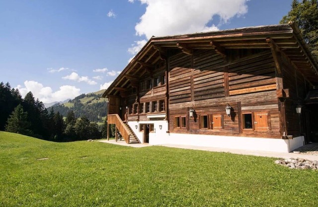 Gstaad - Great Luxurious Farmhouse