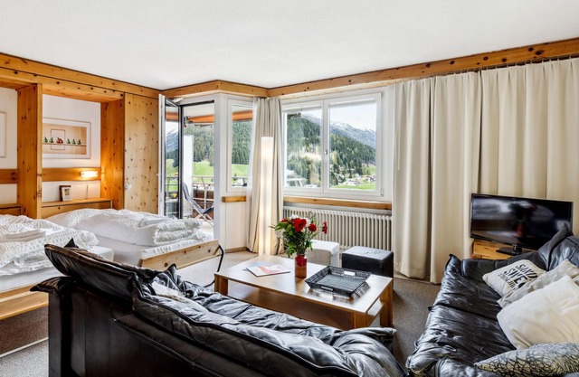 Guardaval (Utoring) by Interhome