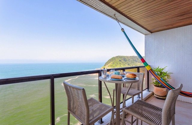 Guaruja Cobertura com vista o mare and private swimming pool