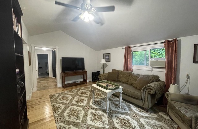 Guelph Estate Apartment