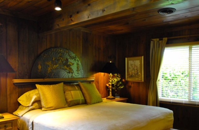 Guest Cottage near VIR and Hyco Lake