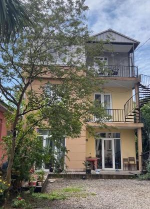 Guest House Leon