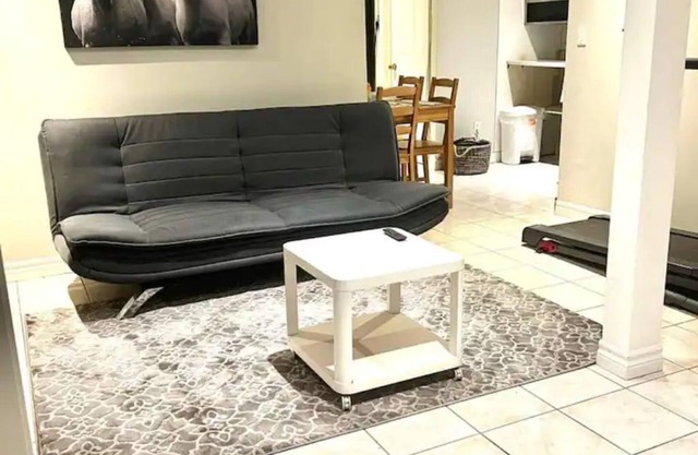 Guest Suite in Mississauga