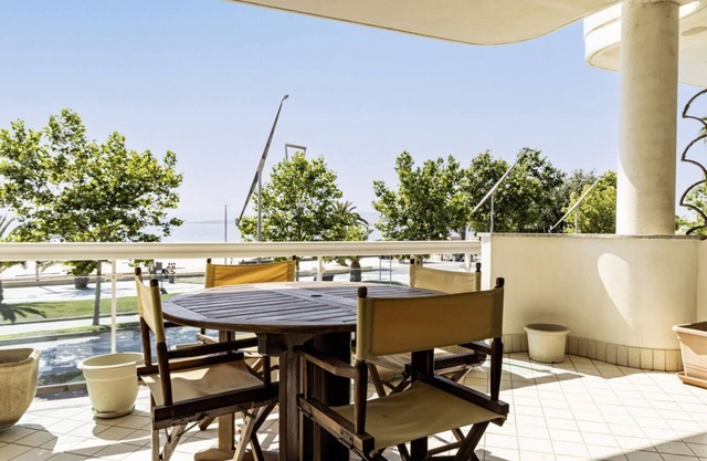 GuestHost - Seaview Apartment Alghero