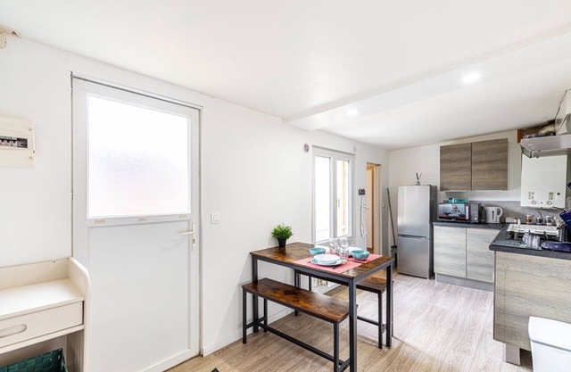 GuestReady - Canal-side Comfort in Business Bay