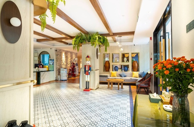 Guilin O-LIVE Social Hotel