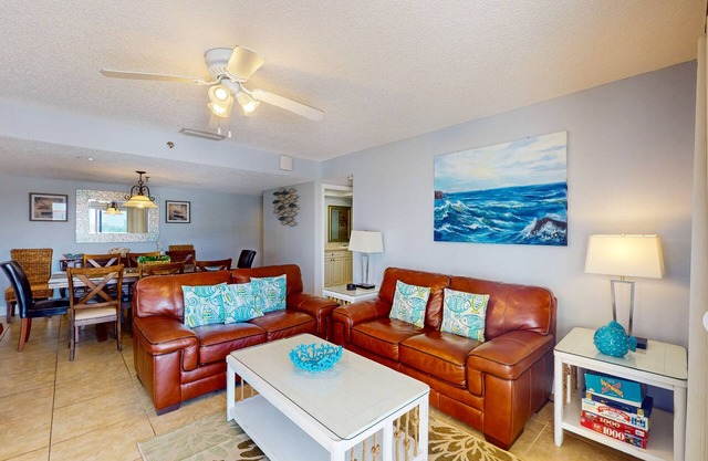 Gulf front with heated pool, hot tub and direct beach access with WIFI and AC
